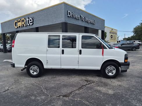 Used 2021 GMC Savana 2500 w/ Driver Convenience Package RWD image 4