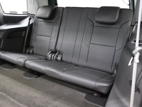 Used 2018 Chevrolet Tahoe LT RWD image 9