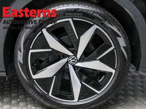 Used 2023 Volkswagen ID.4 Pro S image 8