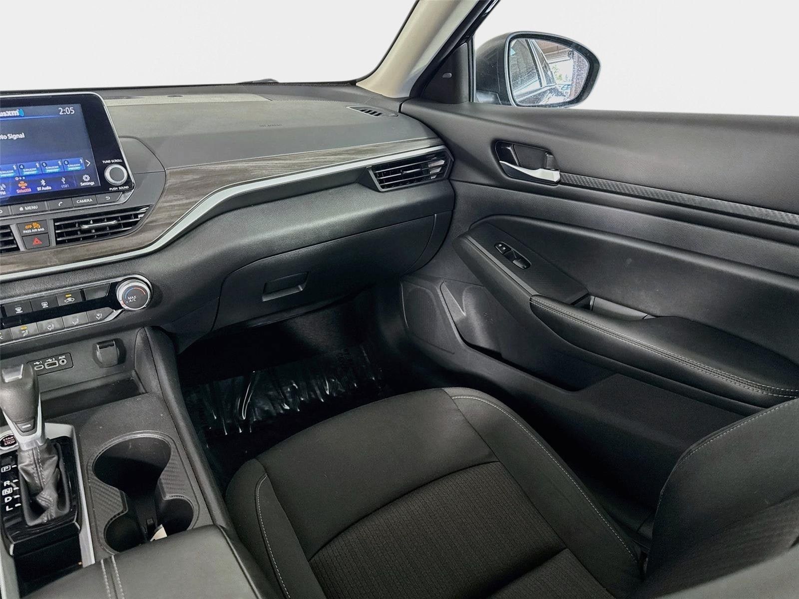 Certified 2025 Nissan Altima 2.5 SV FWD image 22