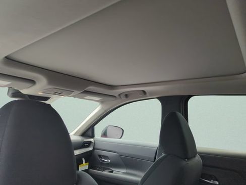New 2026 Nissan Kicks SV w/ SV Premium Package FWD image 26