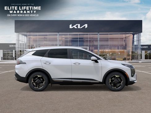 New 2026 Kia Sportage EX AWD/4WD image 8