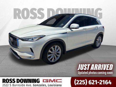 Used 2019 INFINITI QX50 Essential w/ Premium Heat Package AWD/4WD image 1