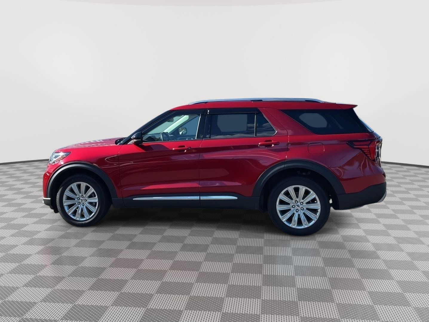 Used 2025 Ford Explorer Platinum w/ LUX Leather Package AWD/4WD image 8