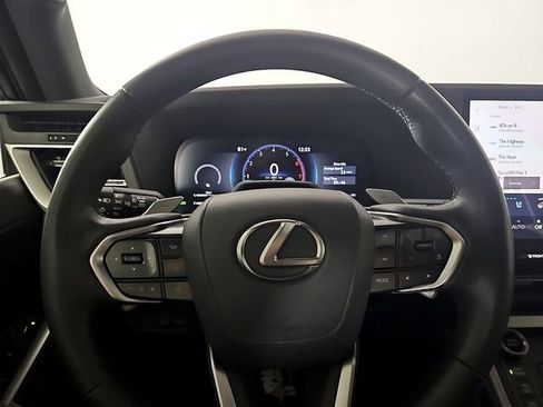 Used 2025 Lexus GX 550 AWD/4WD image 21