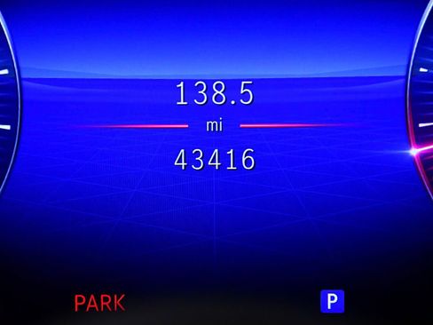 Used 2024 Mercedes-Benz GLS 450 4MATIC image 16