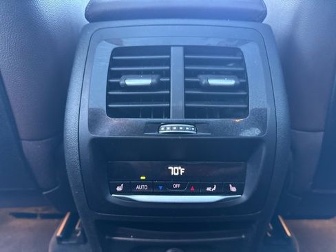 Used 2018 BMW X3 M40i image 11