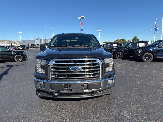 Used 2017 Ford F150 XLT w/ Equipment Group 302A Luxury AWD/4WD image 3