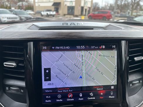 Used 2019 RAM 1500 Laramie image 24