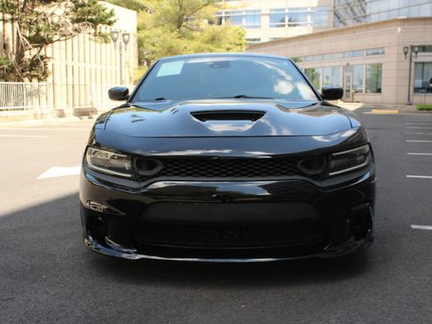 Used 2017 Dodge Charger R/T Scat Pack w/ Dynamics Package image 4