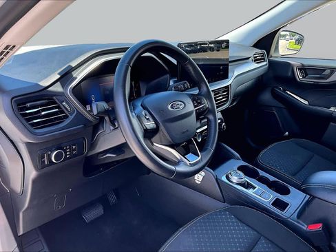 Used 2023 Ford Escape Active w/ Tech Pack #1 FWD image 16