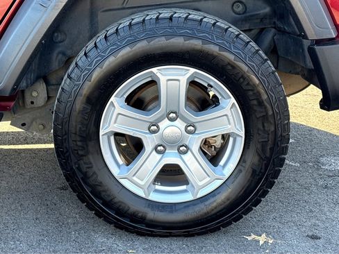 Certified 2021 Jeep Wrangler Unlimited Sport image 7