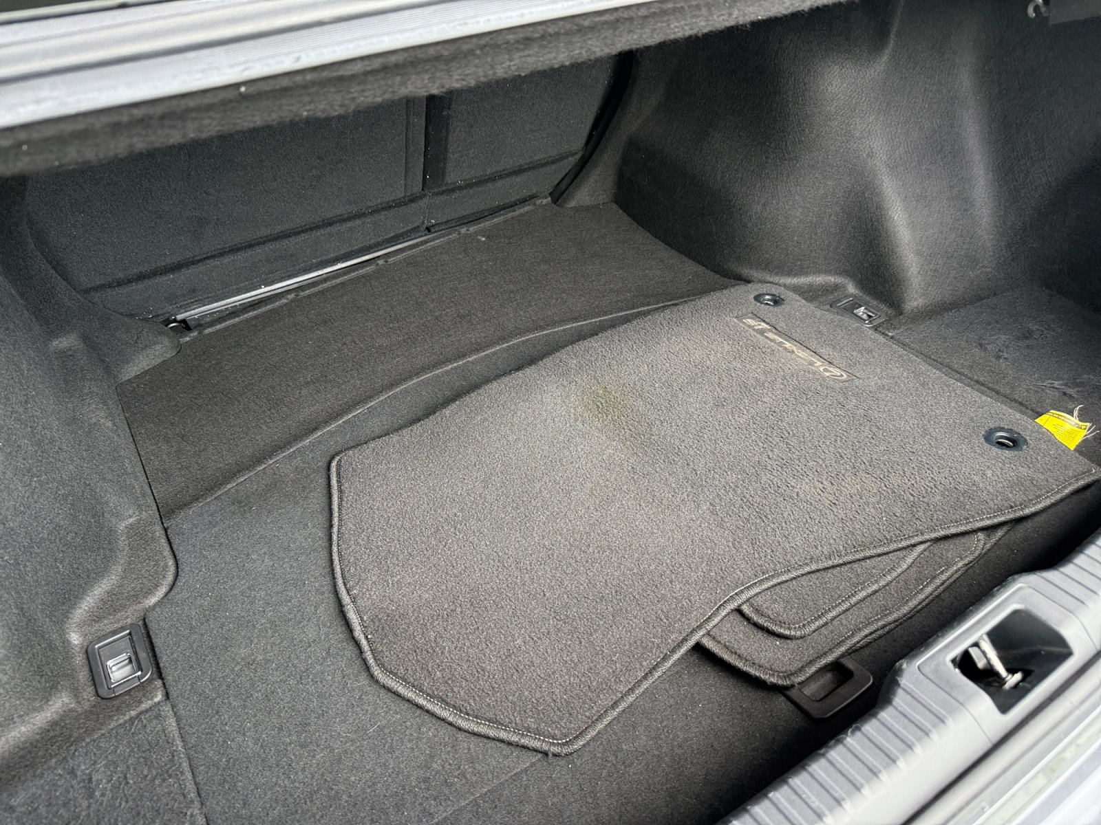 Used 2021 Lexus IS 350 F Sport RWD image 12