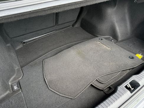 Used 2021 Lexus IS 350 F Sport RWD image 12