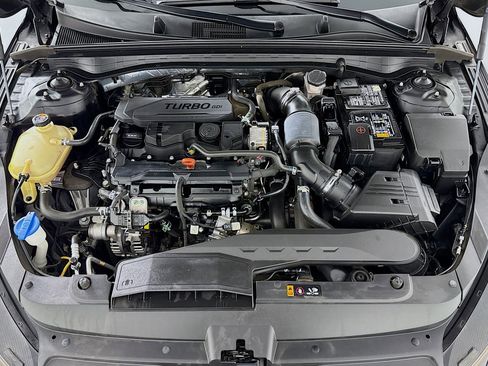 Used 2023 Kia K5 GT-Line image 10