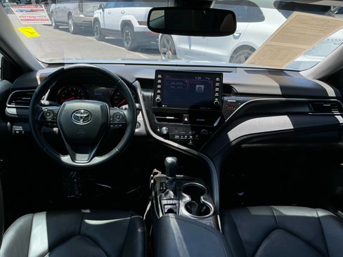 Used 2023 Toyota Camry XSE FWD image 17