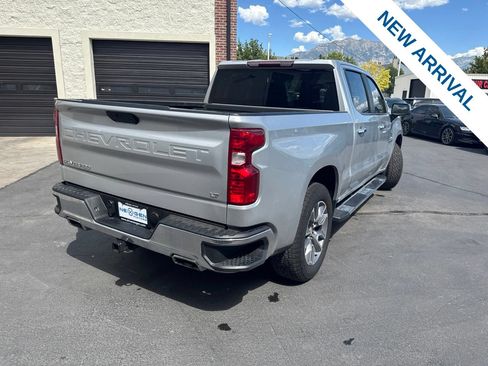 Used 2021 Chevrolet Silverado 1500 LT AWD/4WD image 7