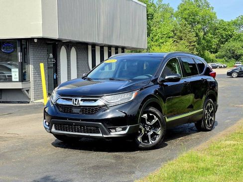 Used 2017 Honda CR-V Touring image 2