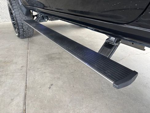 Used 2024 Chevrolet Silverado 2500 LTZ image 29