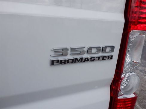 Used 2025 RAM ProMaster 3500 w/ Convenience Group FWD image 5