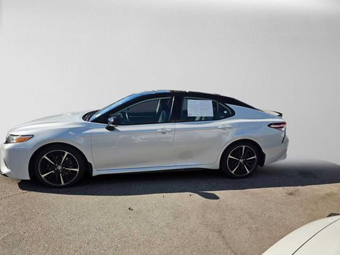 Used 2020 Toyota Camry XSE w/ Navigation Package FWD image 6