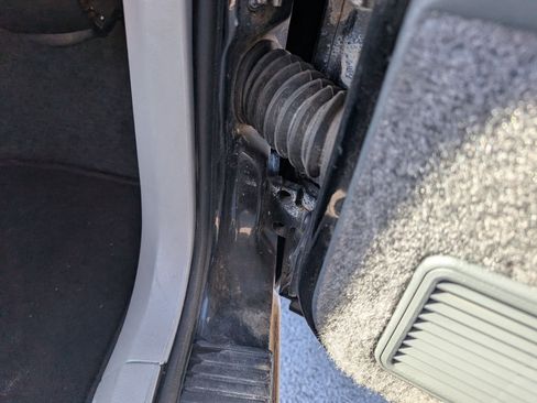 Used 1993 Jeep Cherokee Country image 94