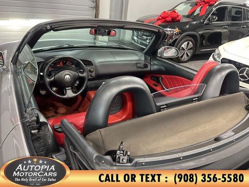 Used 2001 Honda S2000 image 34