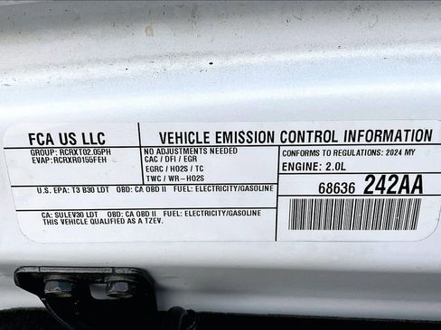 Used 2024 Jeep Wrangler Unlimited image 37