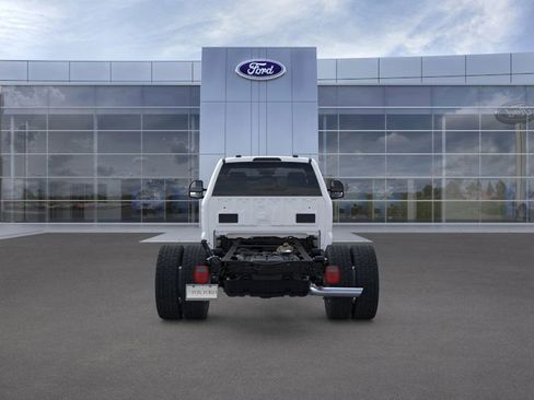 New 2025 Ford F450 XL w/ XL Chrome Package image 5