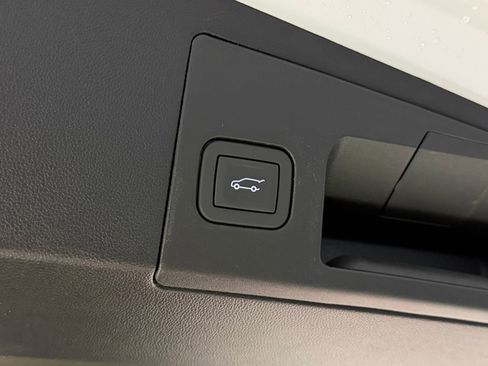 New 2026 Cadillac XT5 Premium Luxury w/ Driver Assist Package image 44