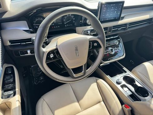 Used 2022 Lincoln Corsair FWD image 21