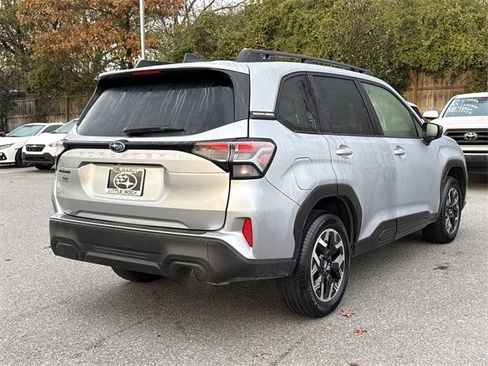 Certified 2025 Subaru Forester Premium image 3