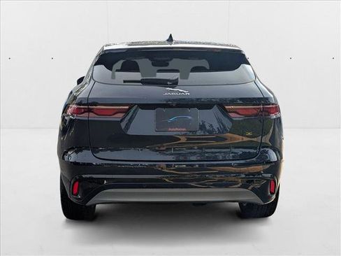 New 2026 Jaguar F-PACE R-Dynamic S image 8