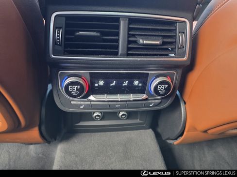 Used 2018 Audi Q7 3.0T Prestige w/ Prestige Package image 29