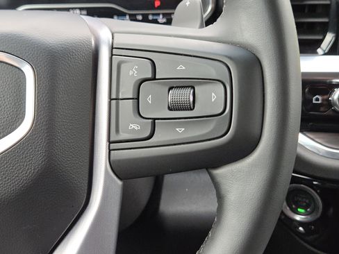 Used 2024 GMC Sierra 1500 SLT AWD/4WD image 27