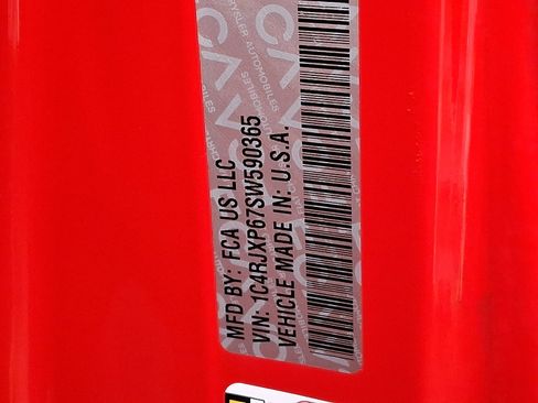 Certified 2025 Jeep Wrangler Backcountry image 29