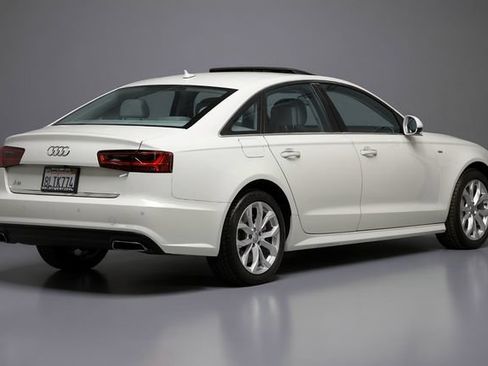 Used 2017 Audi A6 2.0T Premium Plus w/ Premium Plus Package FWD image 2