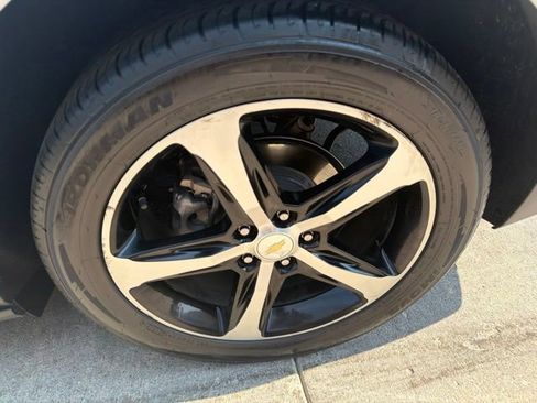Used 2021 Chevrolet Equinox LT FWD image 39
