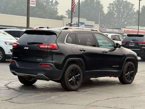 Used 2014 Jeep Cherokee Limited AWD/4WD image 7