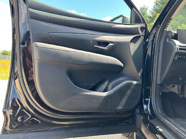 New 2026 Hyundai Tucson SEL Plus w/ Tow & Go Package AWD/4WD image 12