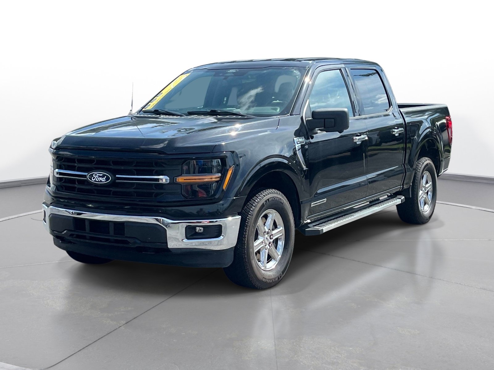 Used 2024 Ford F150 XLT w/ Mobile Office Package AWD/4WD image 8