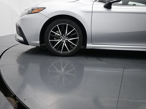 Used 2024 Toyota Camry SE FWD image 15