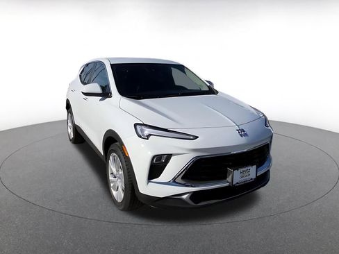 Used 2025 Buick Encore GX Preferred image 3