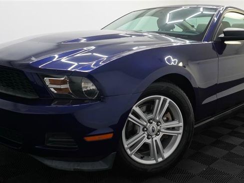 Used 2011 Ford Mustang Coupe w/ 101A Rapid Spec Order Code RWD image 2