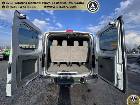 Used 2017 Nissan NV 3500 SV image 11