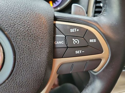 Used 2014 Jeep Grand Cherokee Laredo w/ Quick Order Package 23E image 61