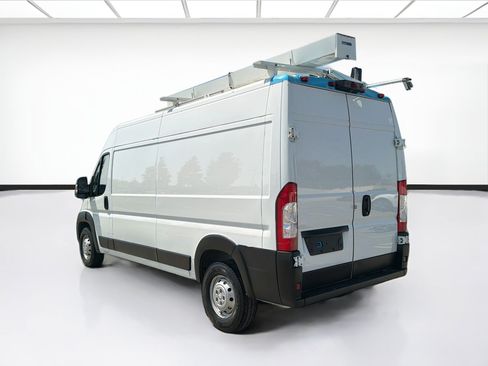 Used 2023 RAM ProMaster 2500 FWD image 6