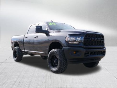 Used 2024 RAM 2500 Tradesman w/ Protection Group image 10