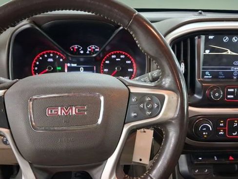 Used 2016 GMC Canyon SLT w/ Driver Alert Package AWD/4WD image 12