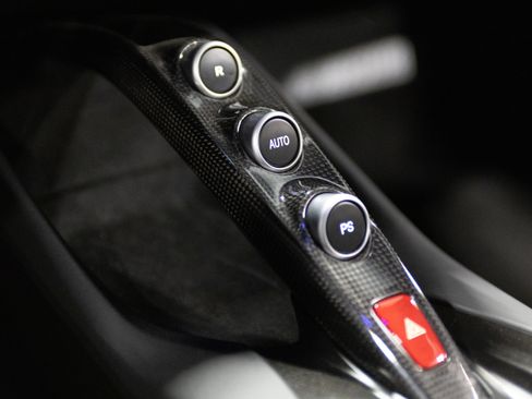 Used 2019 Ferrari 812 Superfast RWD image 31